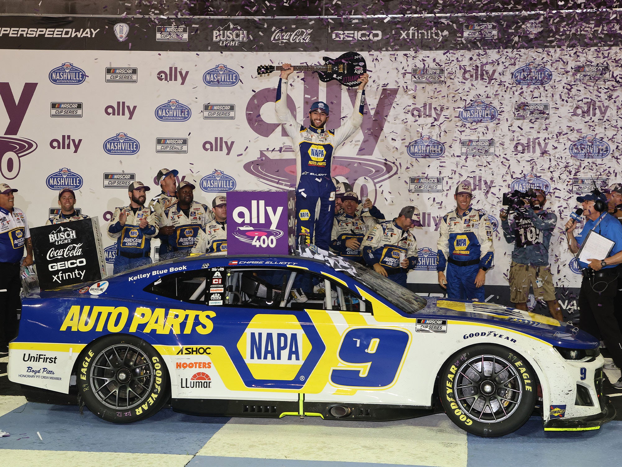 Die Cast Chase Elliott NAPA Nashville Win 2022